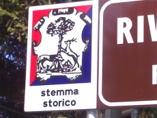 Cartelli stradali in dialetto a Desenzano del Garda