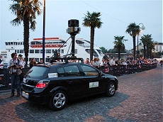 Auto di Google Streetview attrezzata per fotografare il percorso della 1000 Miglia 2009